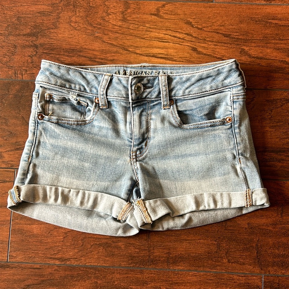 American Eagle midi jean shorts size 4